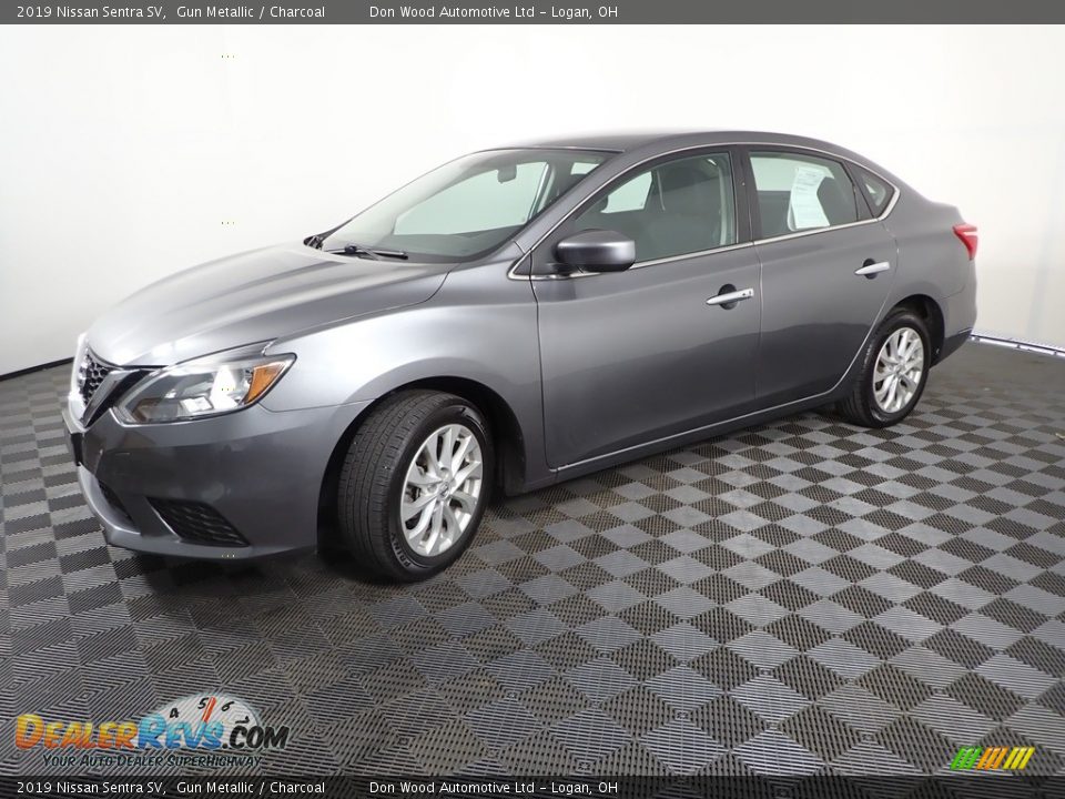 2019 Nissan Sentra SV Gun Metallic / Charcoal Photo #5
