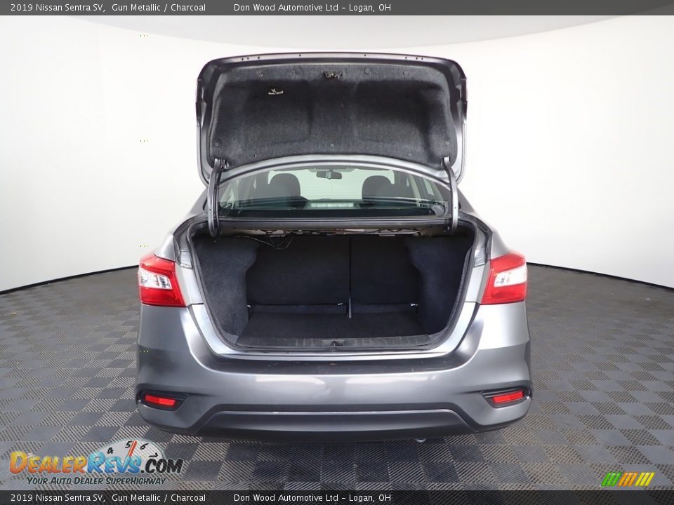 2019 Nissan Sentra SV Gun Metallic / Charcoal Photo #9