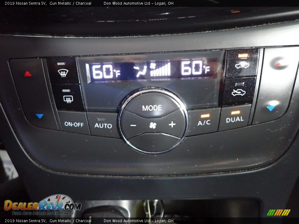 2019 Nissan Sentra SV Gun Metallic / Charcoal Photo #20