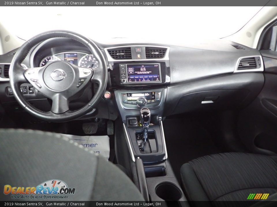 2019 Nissan Sentra SV Gun Metallic / Charcoal Photo #25