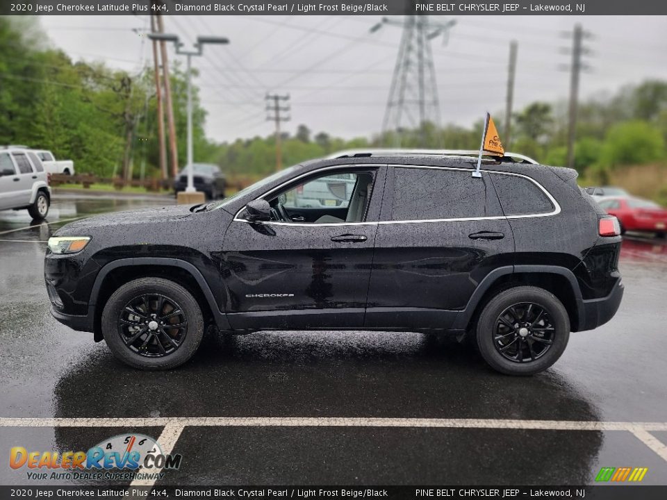 2020 Jeep Cherokee Latitude Plus 4x4 Diamond Black Crystal Pearl / Light Frost Beige/Black Photo #16