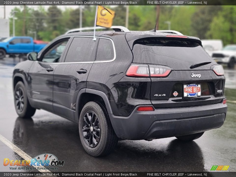 2020 Jeep Cherokee Latitude Plus 4x4 Diamond Black Crystal Pearl / Light Frost Beige/Black Photo #18