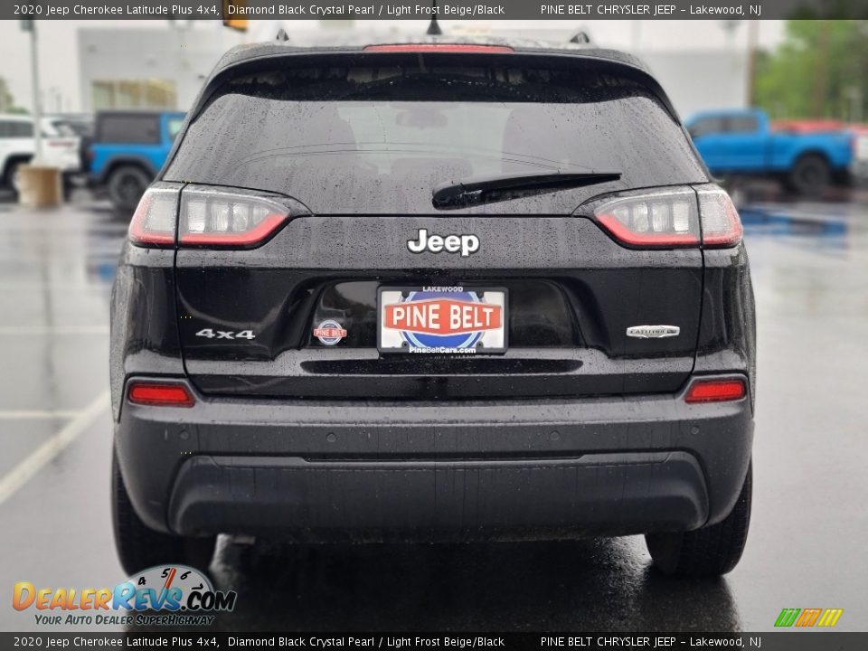 2020 Jeep Cherokee Latitude Plus 4x4 Diamond Black Crystal Pearl / Light Frost Beige/Black Photo #19