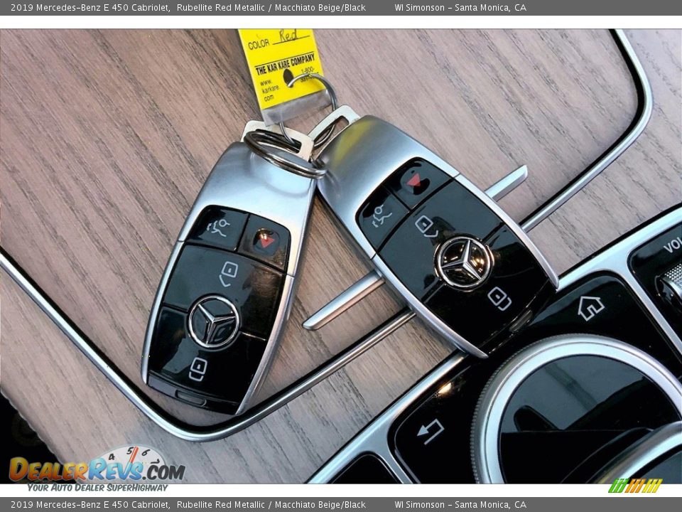 Keys of 2019 Mercedes-Benz E 450 Cabriolet Photo #11