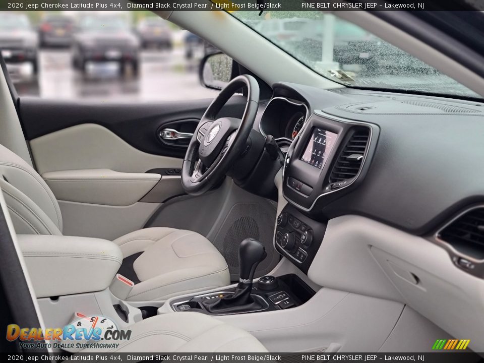 Front Seat of 2020 Jeep Cherokee Latitude Plus 4x4 Photo #25