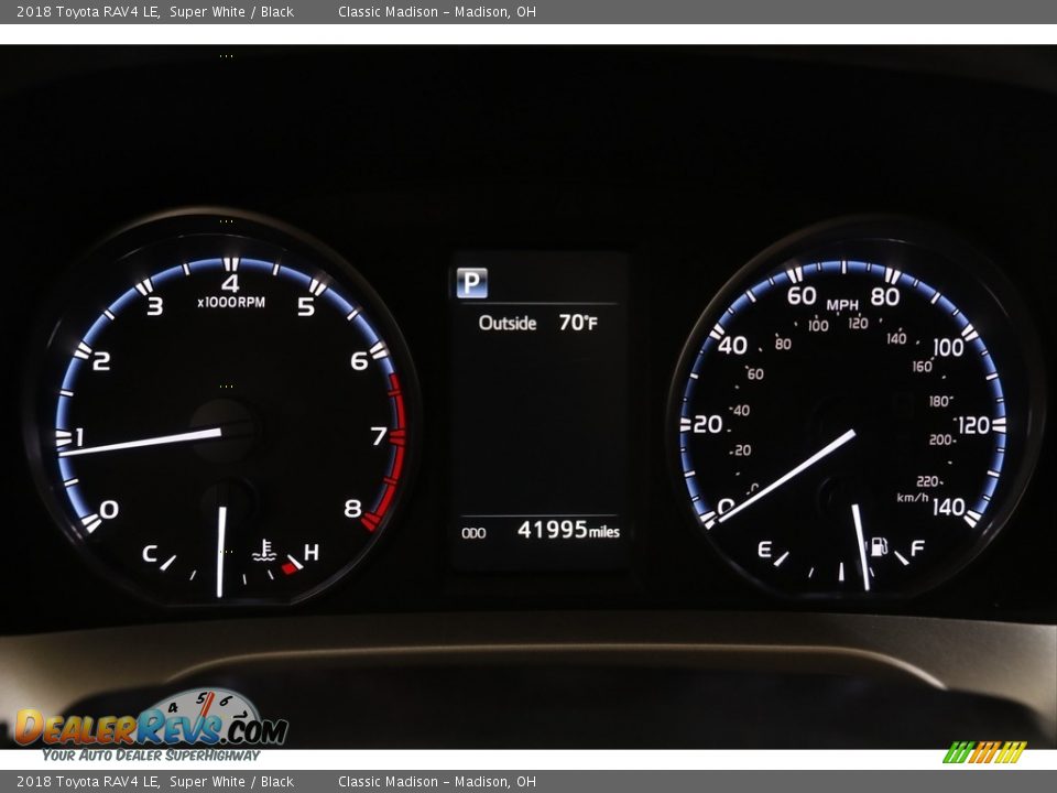 2018 Toyota RAV4 LE Super White / Black Photo #8