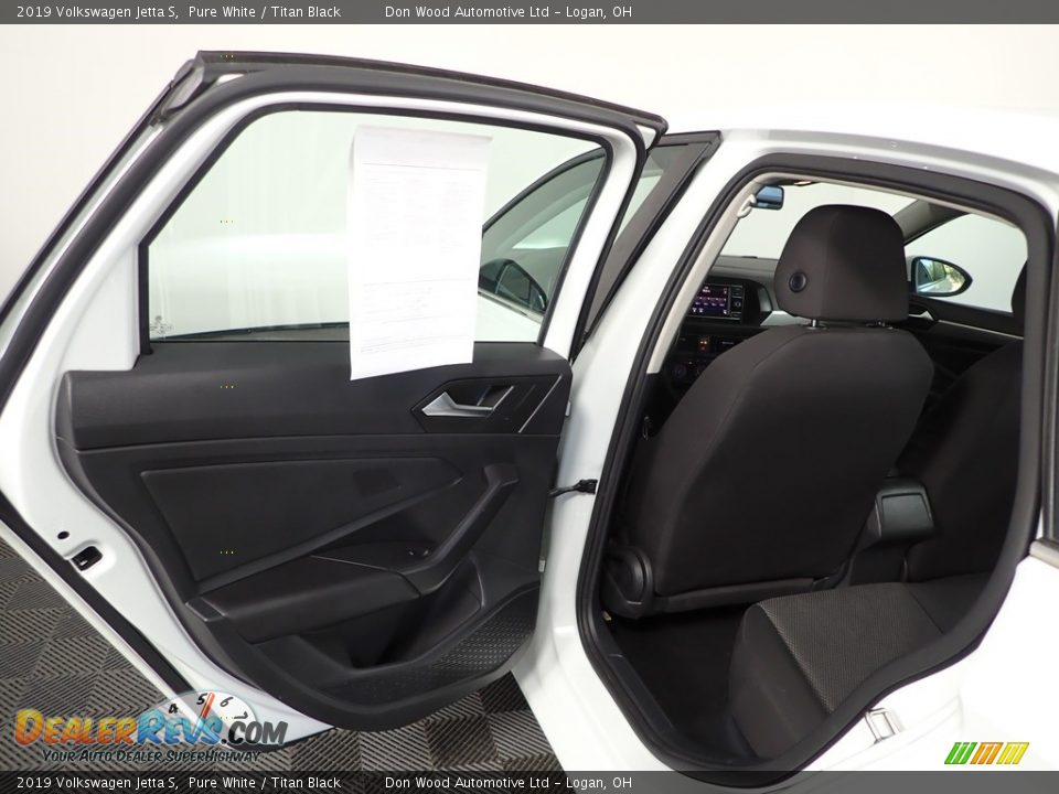 2019 Volkswagen Jetta S Pure White / Titan Black Photo #24