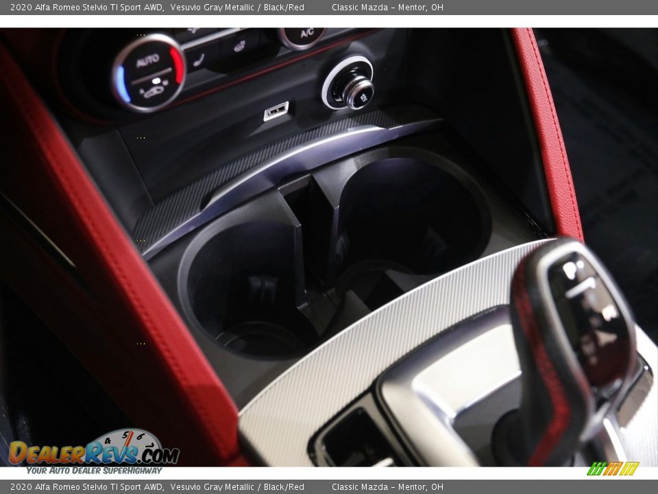 2020 Alfa Romeo Stelvio TI Sport AWD Vesuvio Gray Metallic / Black/Red Photo #18