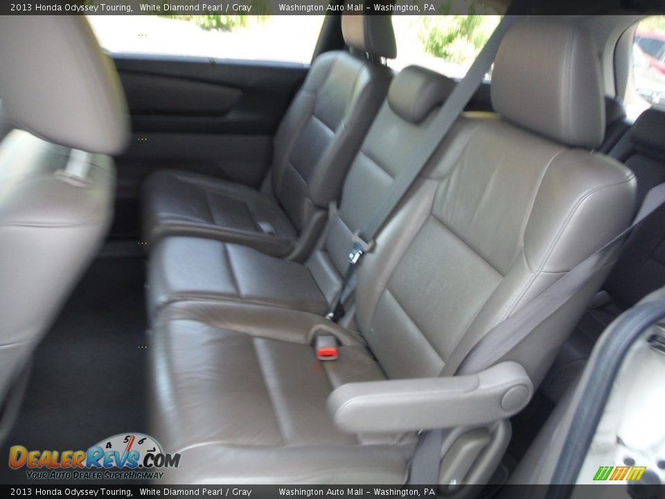 2013 Honda Odyssey Touring White Diamond Pearl / Gray Photo #28