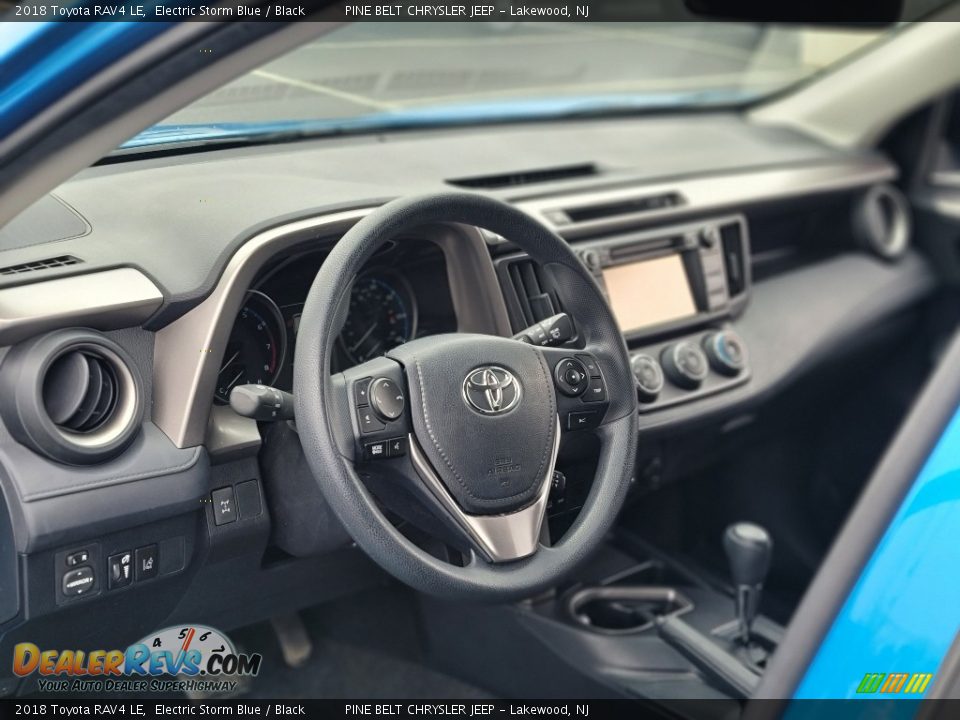 2018 Toyota RAV4 LE Electric Storm Blue / Black Photo #32