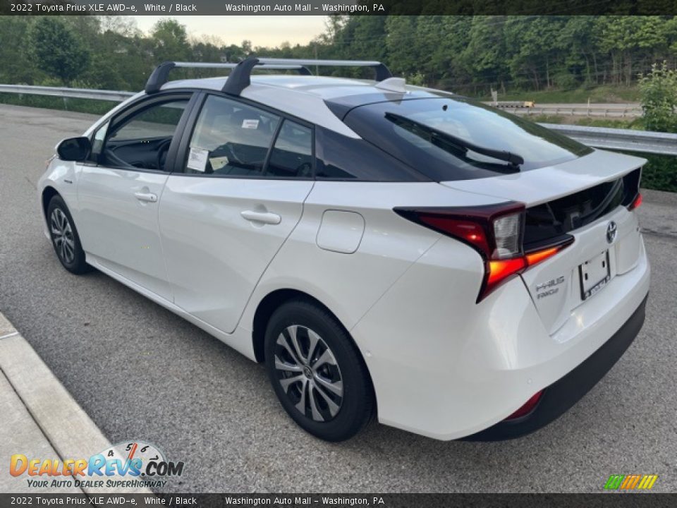 White 2022 Toyota Prius XLE AWD-e Photo #2