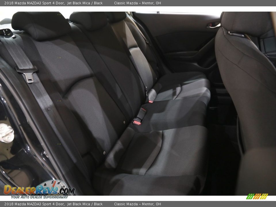 2018 Mazda MAZDA3 Sport 4 Door Jet Black Mica / Black Photo #16