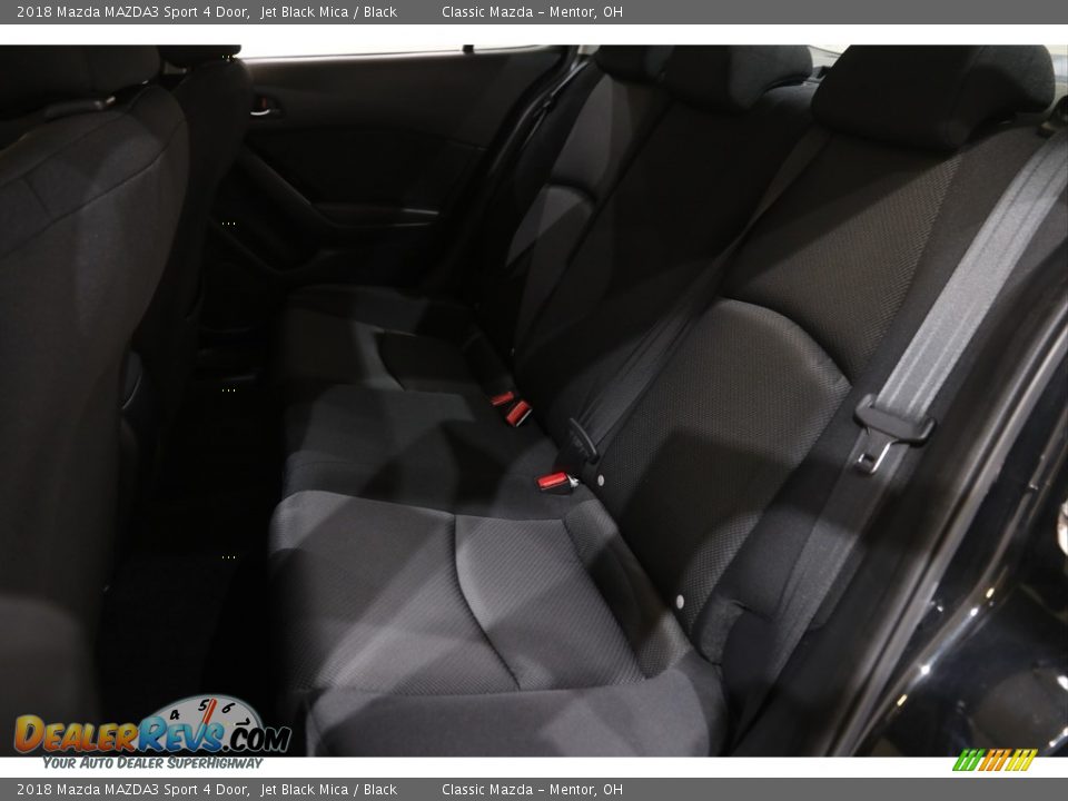 2018 Mazda MAZDA3 Sport 4 Door Jet Black Mica / Black Photo #17