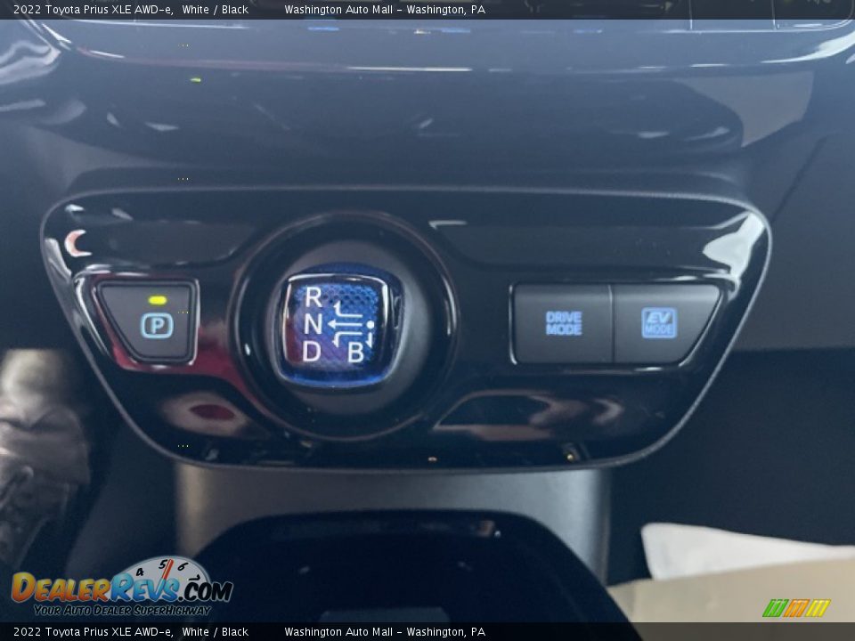 2022 Toyota Prius XLE AWD-e Shifter Photo #15