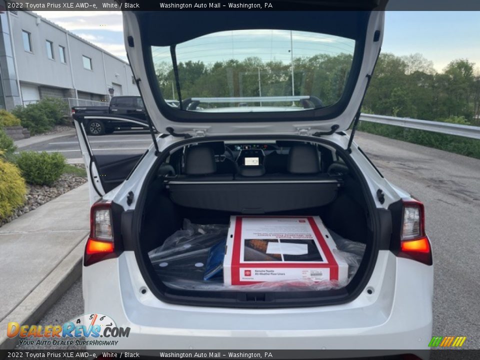 2022 Toyota Prius XLE AWD-e Trunk Photo #24