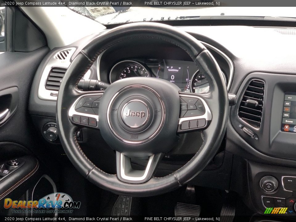 2020 Jeep Compass Latitude 4x4 Diamond Black Crystal Pearl / Black Photo #28