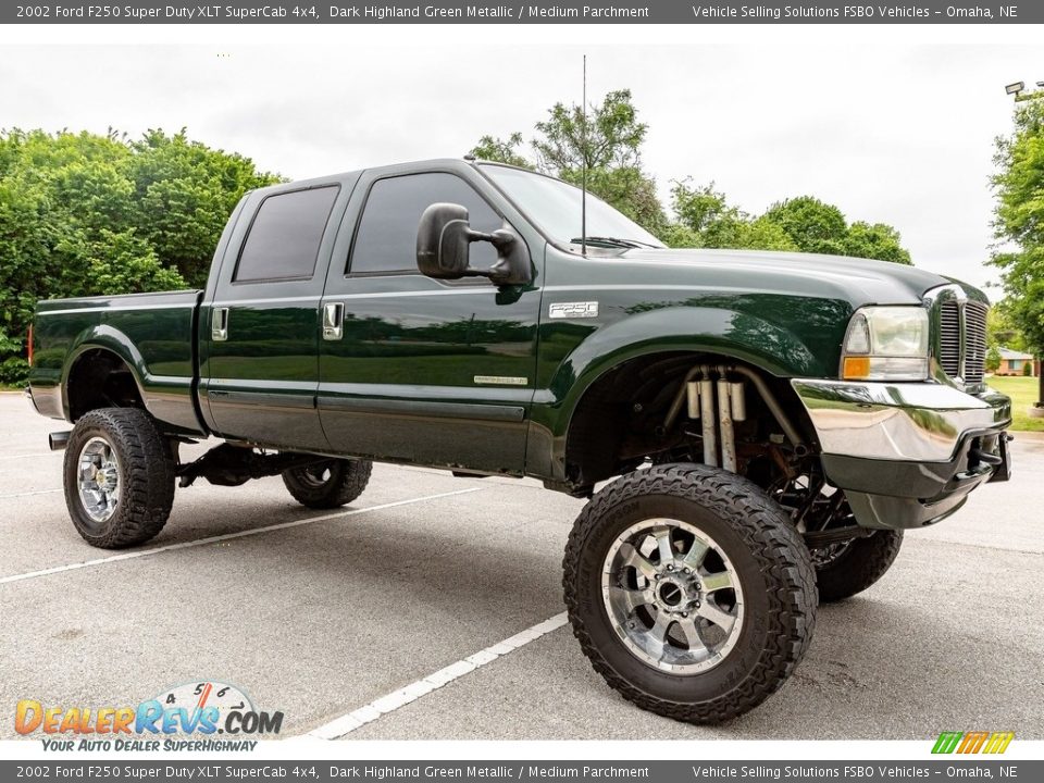 2002 Ford F250 Super Duty XLT SuperCab 4x4 Dark Highland Green Metallic / Medium Parchment Photo #1