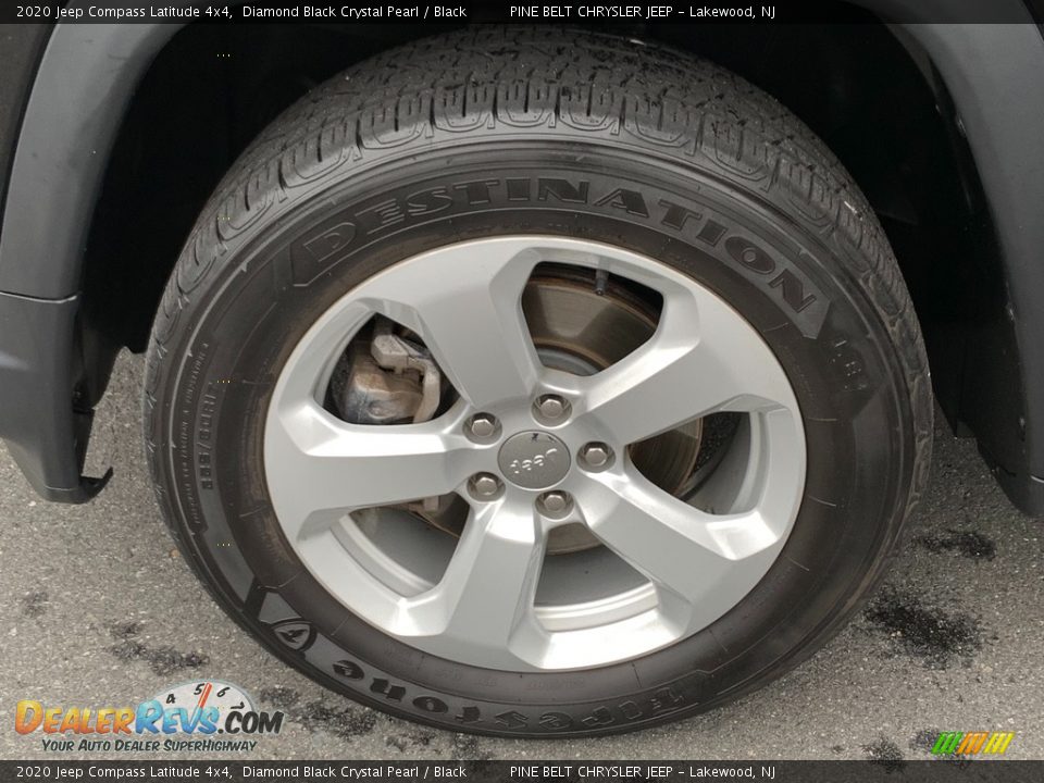 2020 Jeep Compass Latitude 4x4 Diamond Black Crystal Pearl / Black Photo #32