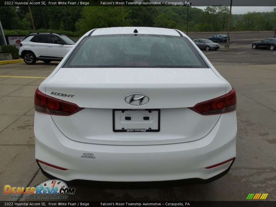 2022 Hyundai Accent SE Frost White Pearl / Beige Photo #3