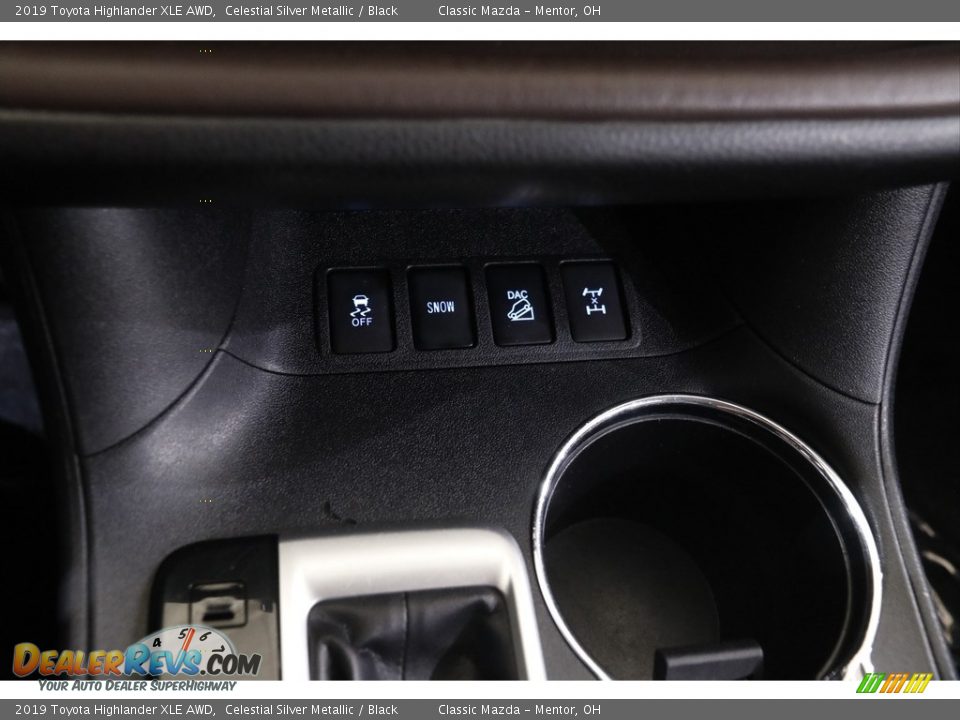 2019 Toyota Highlander XLE AWD Celestial Silver Metallic / Black Photo #15
