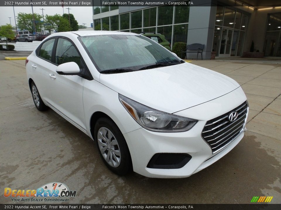 2022 Hyundai Accent SE Frost White Pearl / Beige Photo #8