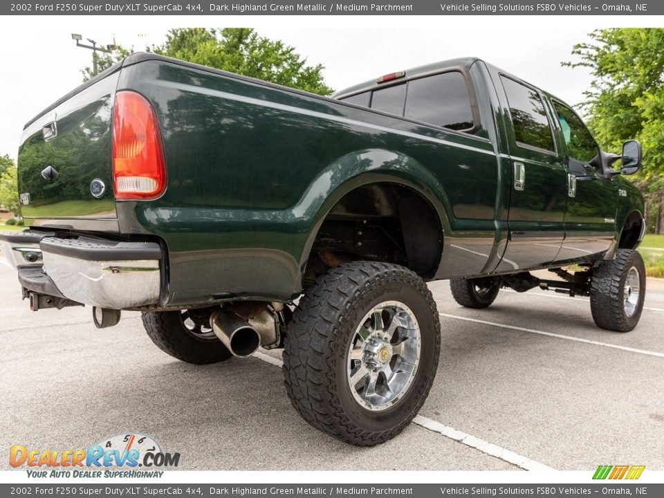 2002 Ford F250 Super Duty XLT SuperCab 4x4 Dark Highland Green Metallic / Medium Parchment Photo #17