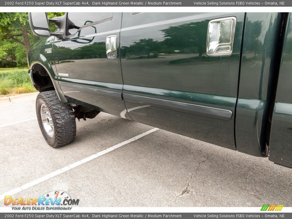 2002 Ford F250 Super Duty XLT SuperCab 4x4 Dark Highland Green Metallic / Medium Parchment Photo #18