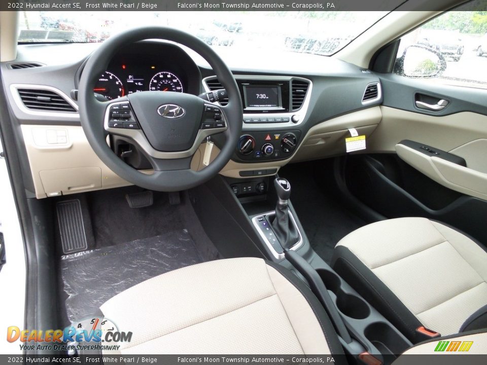 2022 Hyundai Accent SE Frost White Pearl / Beige Photo #14