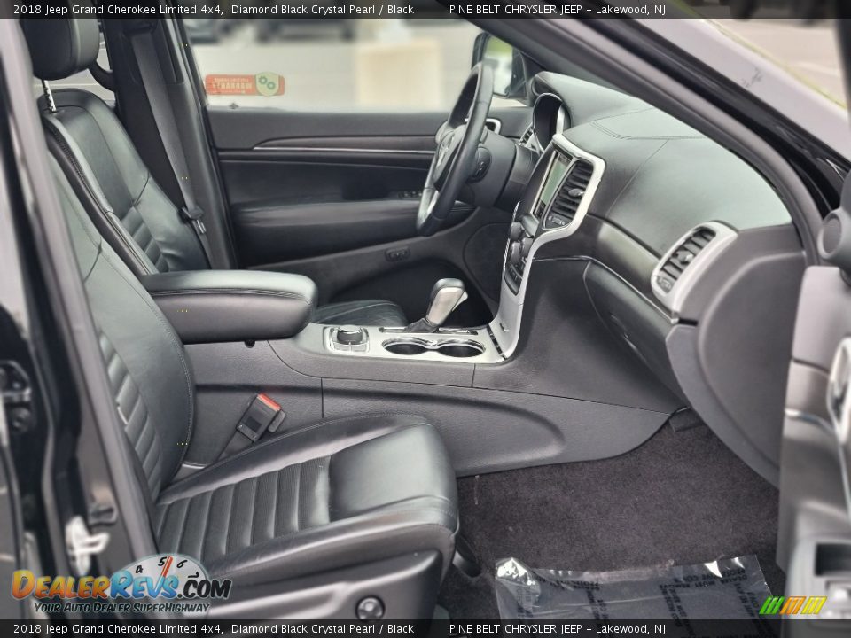 Front Seat of 2018 Jeep Grand Cherokee Limited 4x4 Photo #27