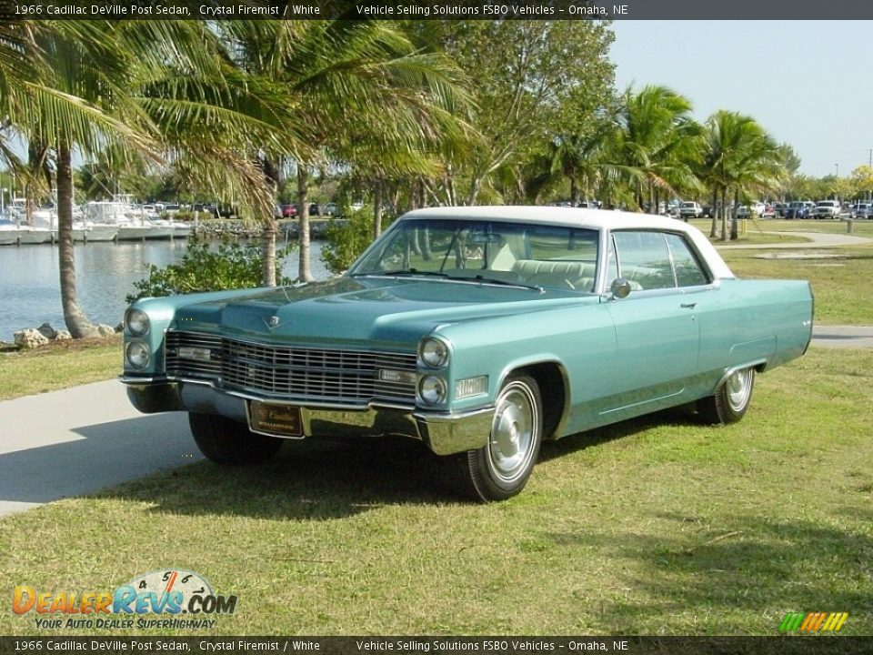 Front 3/4 View of 1966 Cadillac DeVille Post Sedan Photo #1