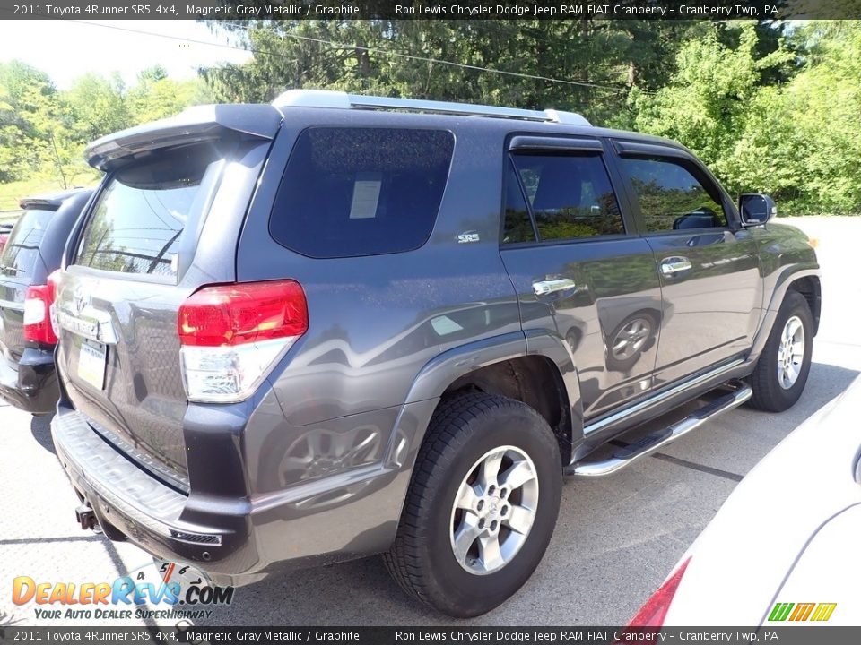 2011 Toyota 4Runner SR5 4x4 Magnetic Gray Metallic / Graphite Photo #4