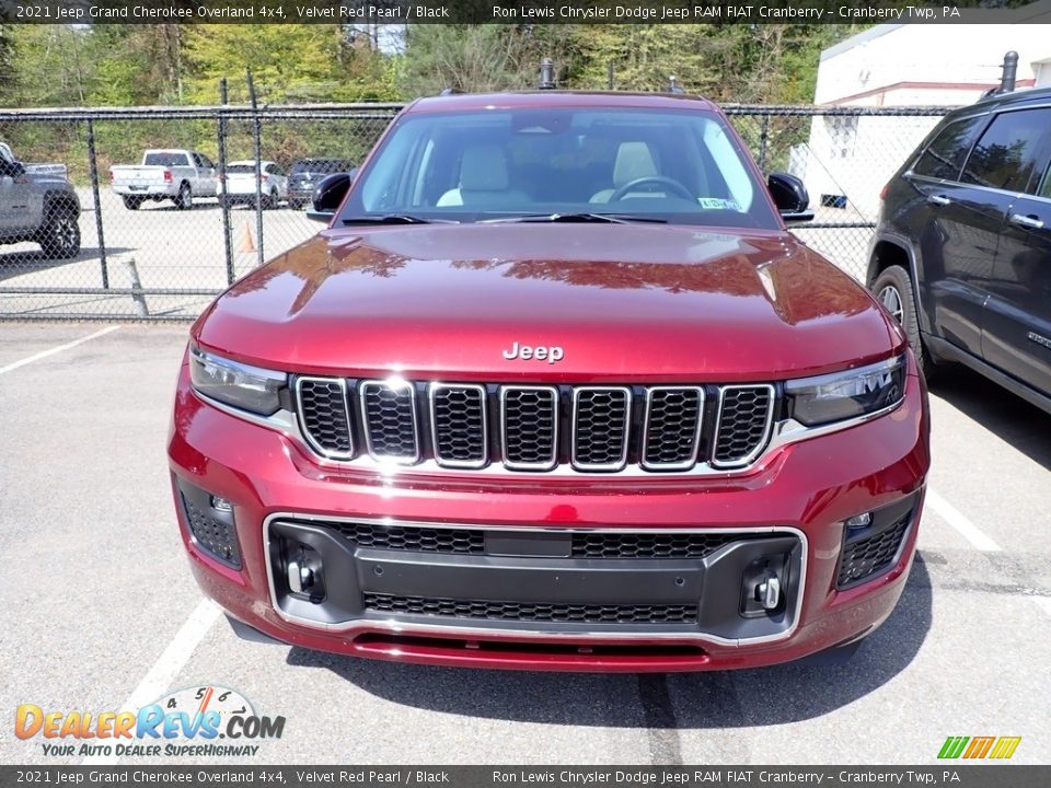 2021 Jeep Grand Cherokee Overland 4x4 Velvet Red Pearl / Black Photo #2