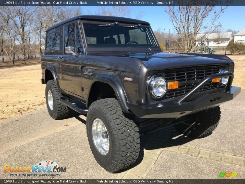 Gun Metal Gray 1969 Ford Bronco Sport Wagon Photo #12