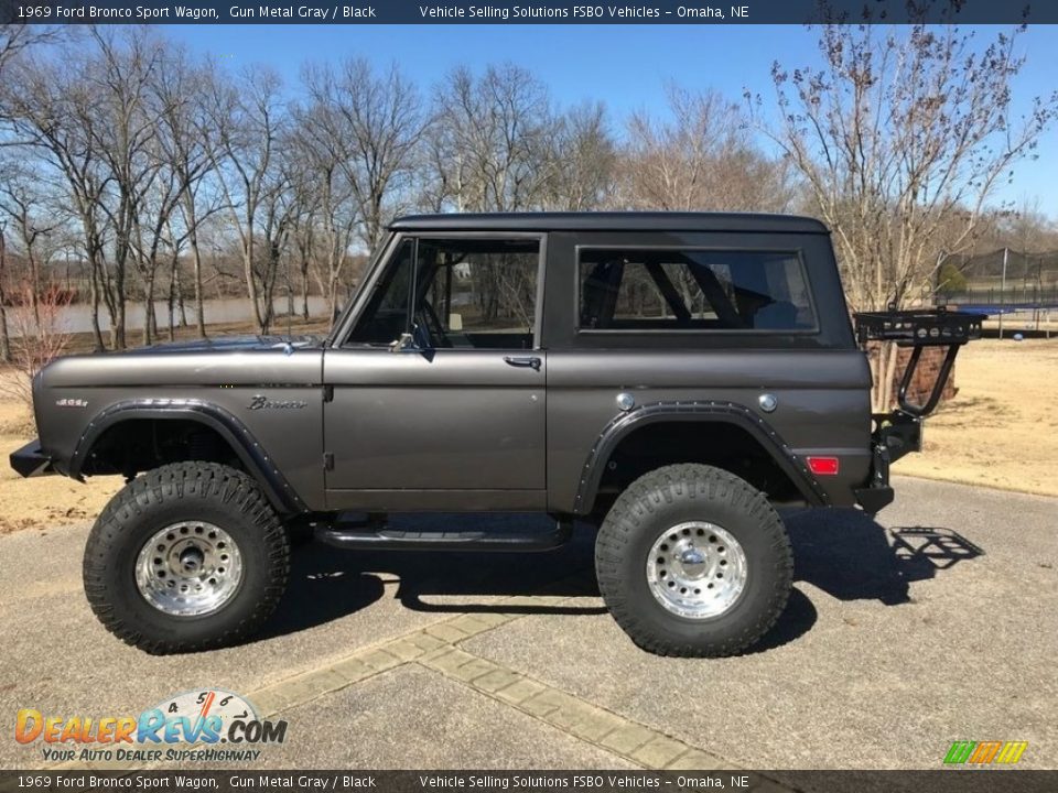 1969 Ford Bronco Sport Wagon Gun Metal Gray / Black Photo #16