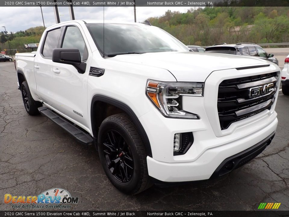 Front 3/4 View of 2020 GMC Sierra 1500 Elevation Crew Cab 4WD Photo #9