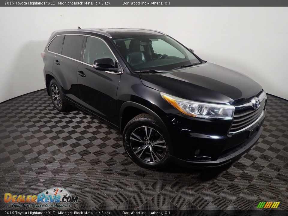 2016 Toyota Highlander XLE Midnight Black Metallic / Black Photo #6