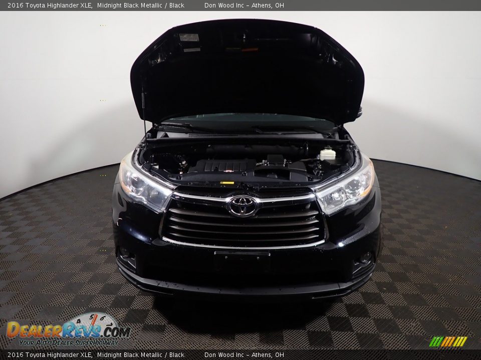 2016 Toyota Highlander XLE Midnight Black Metallic / Black Photo #9