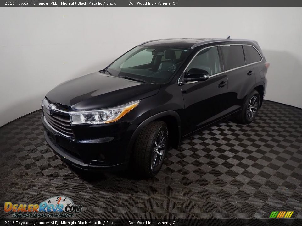 2016 Toyota Highlander XLE Midnight Black Metallic / Black Photo #12