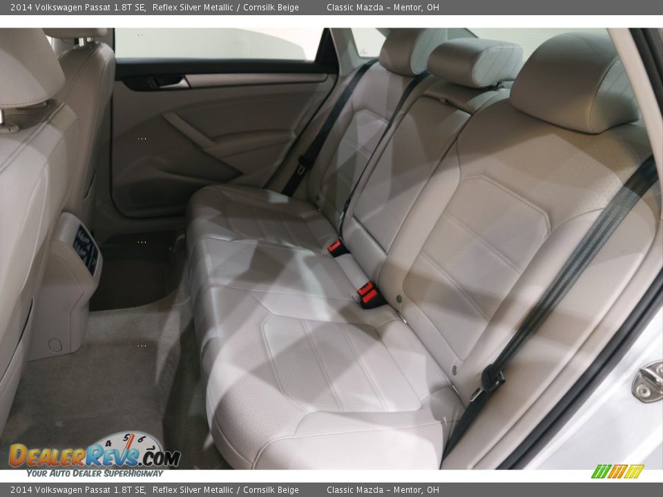 2014 Volkswagen Passat 1.8T SE Reflex Silver Metallic / Cornsilk Beige Photo #17