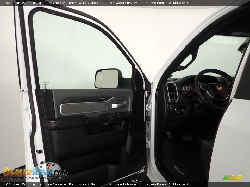 2021 Ram 3500 Big Horn Crew Cab 4x4 Bright White / Black Photo #9