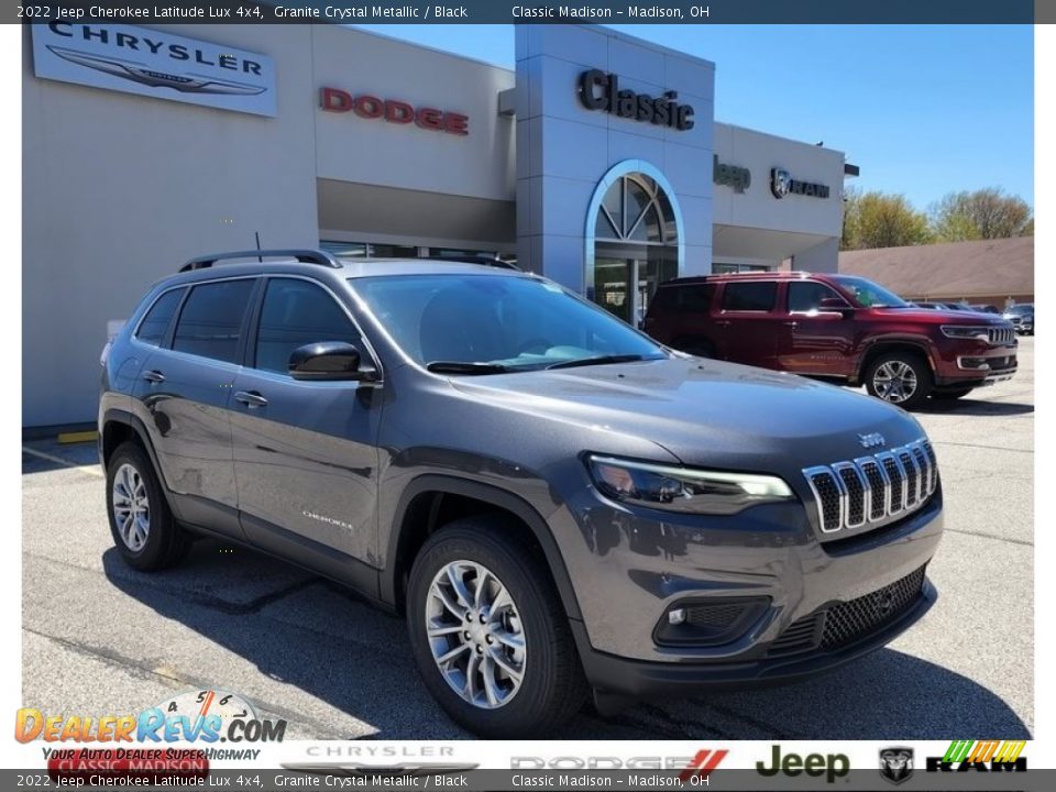 2022 Jeep Cherokee Latitude Lux 4x4 Granite Crystal Metallic / Black Photo #1