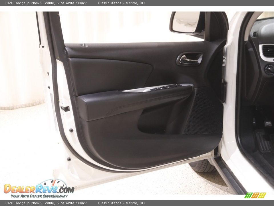 2020 Dodge Journey SE Value Vice White / Black Photo #4