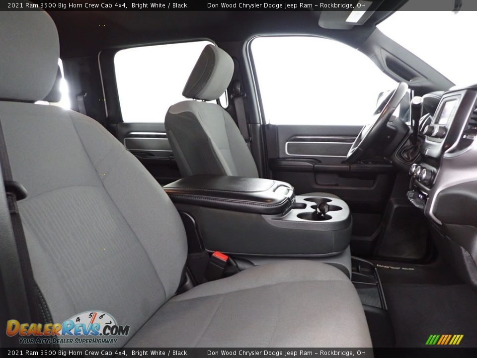2021 Ram 3500 Big Horn Crew Cab 4x4 Bright White / Black Photo #26