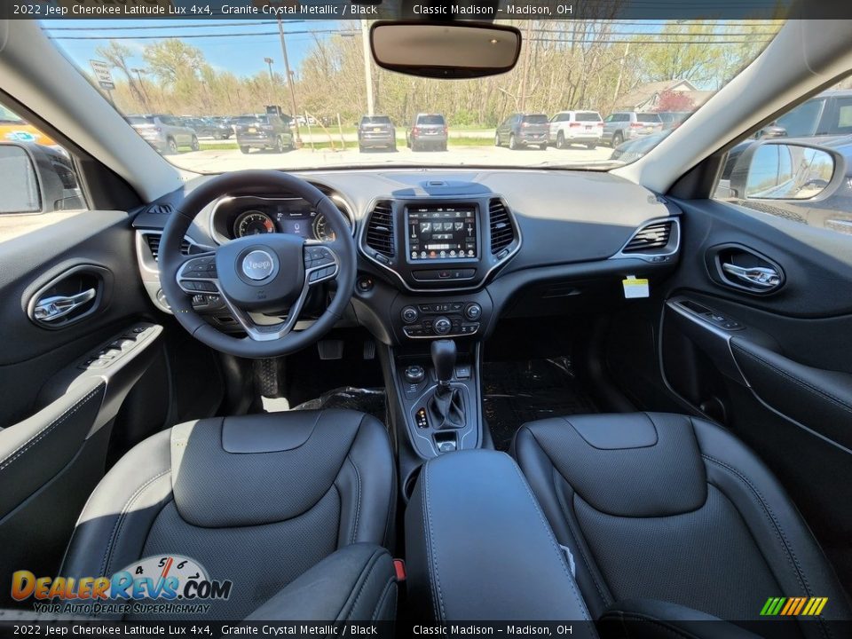 2022 Jeep Cherokee Latitude Lux 4x4 Granite Crystal Metallic / Black Photo #4
