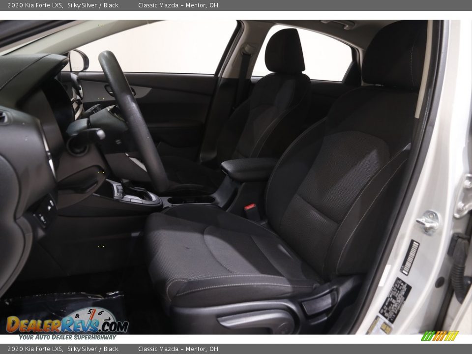2020 Kia Forte LXS Silky Silver / Black Photo #5