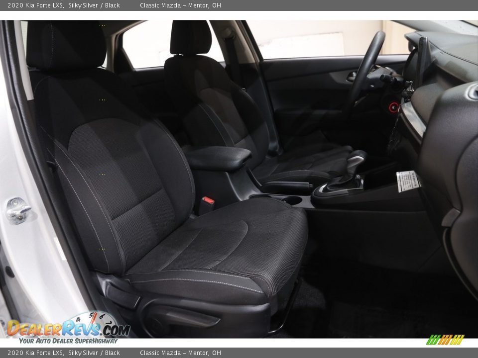 2020 Kia Forte LXS Silky Silver / Black Photo #14