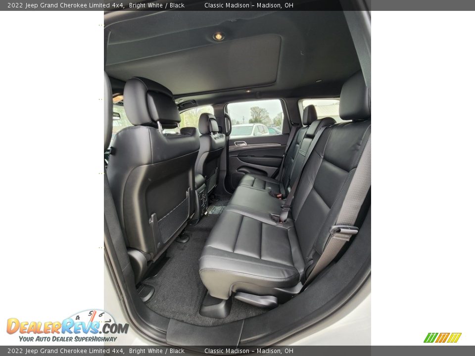 2022 Jeep Grand Cherokee Limited 4x4 Bright White / Black Photo #2