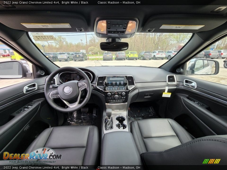 2022 Jeep Grand Cherokee Limited 4x4 Bright White / Black Photo #4