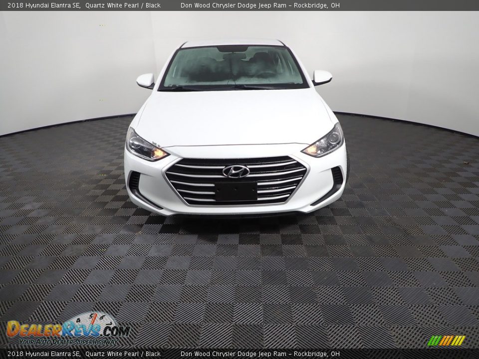 2018 Hyundai Elantra SE Quartz White Pearl / Black Photo #2
