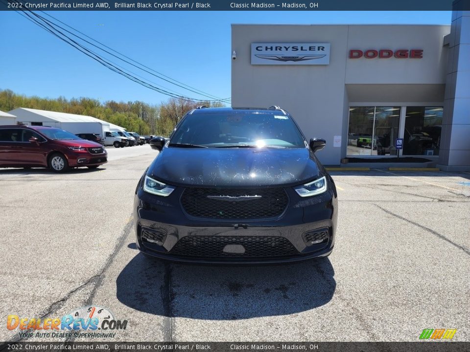 2022 Chrysler Pacifica Limited AWD Brilliant Black Crystal Pearl / Black Photo #8